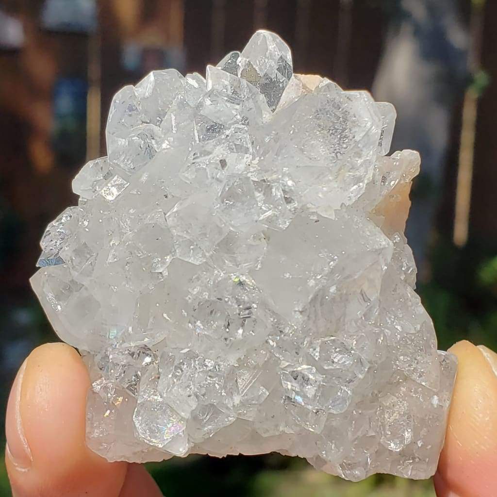 Scolocite selling and apophylite